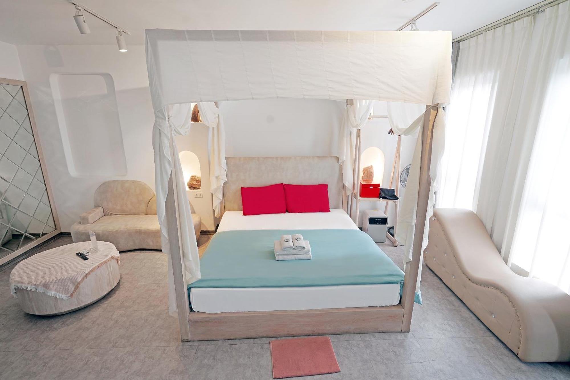 Love hôtel 69 Boutique By Minova